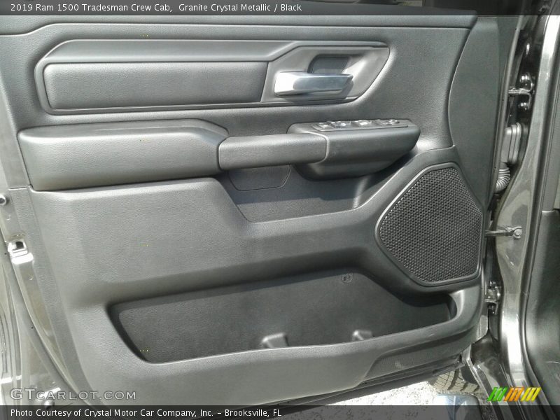 Granite Crystal Metallic / Black 2019 Ram 1500 Tradesman Crew Cab