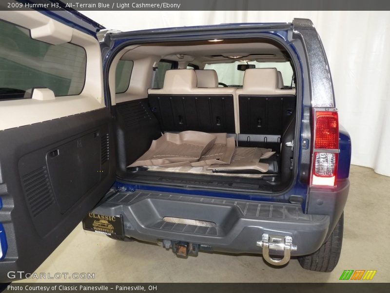 All-Terrain Blue / Light Cashmere/Ebony 2009 Hummer H3