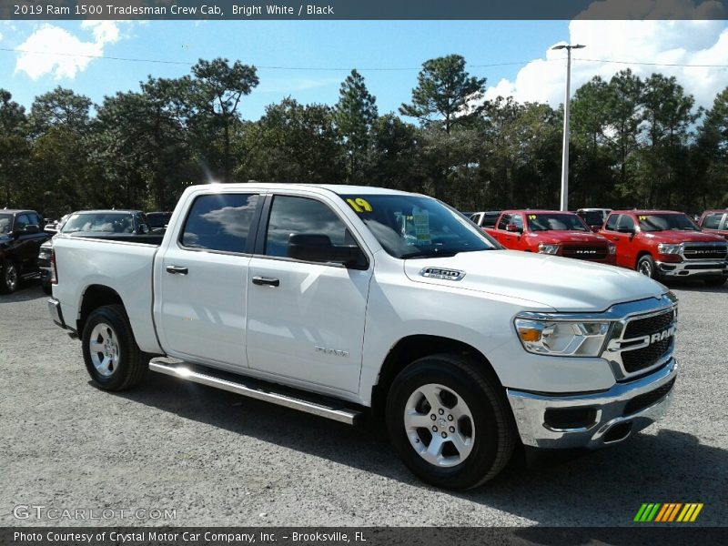 Bright White / Black 2019 Ram 1500 Tradesman Crew Cab