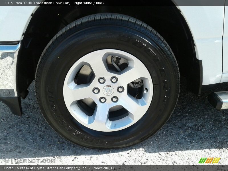 Bright White / Black 2019 Ram 1500 Tradesman Crew Cab