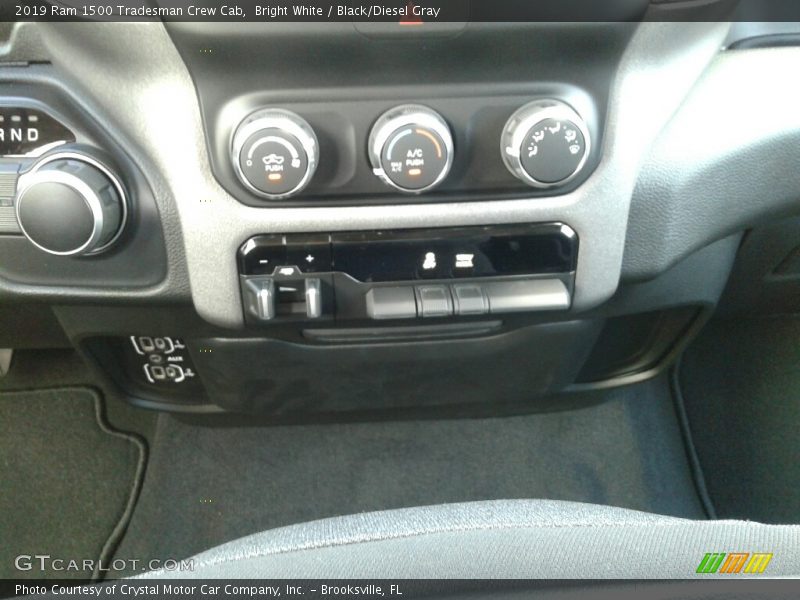 Bright White / Black/Diesel Gray 2019 Ram 1500 Tradesman Crew Cab