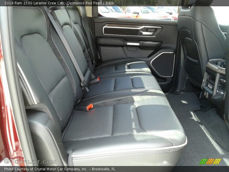 Delmonico Red Pearl / Black 2019 Ram 1500 Laramie Crew Cab