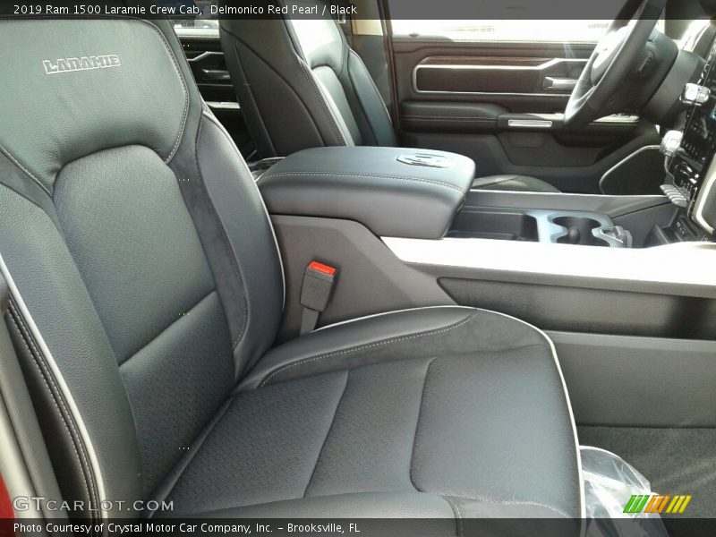 Delmonico Red Pearl / Black 2019 Ram 1500 Laramie Crew Cab
