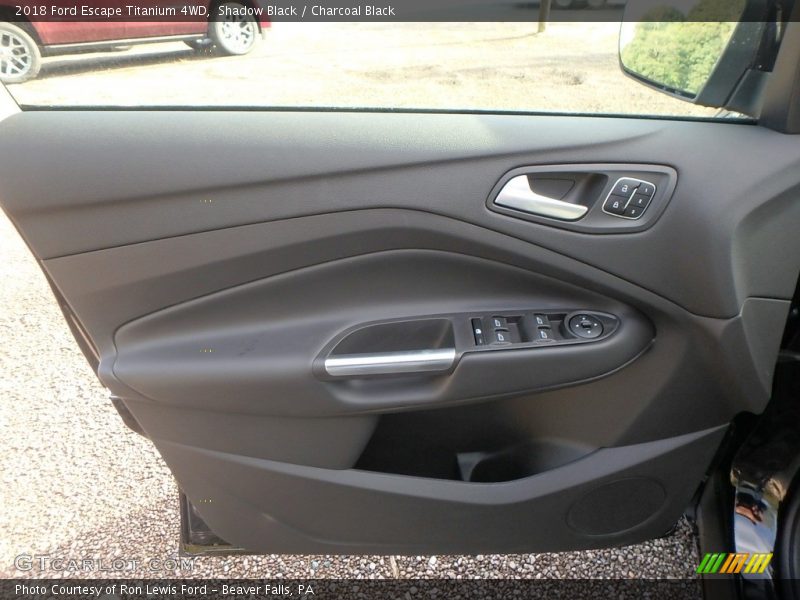Shadow Black / Charcoal Black 2018 Ford Escape Titanium 4WD