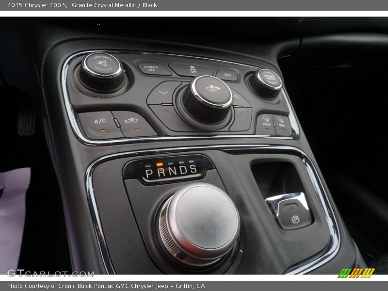Granite Crystal Metallic / Black 2015 Chrysler 200 S