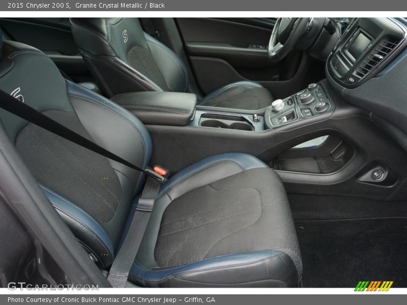 Granite Crystal Metallic / Black 2015 Chrysler 200 S