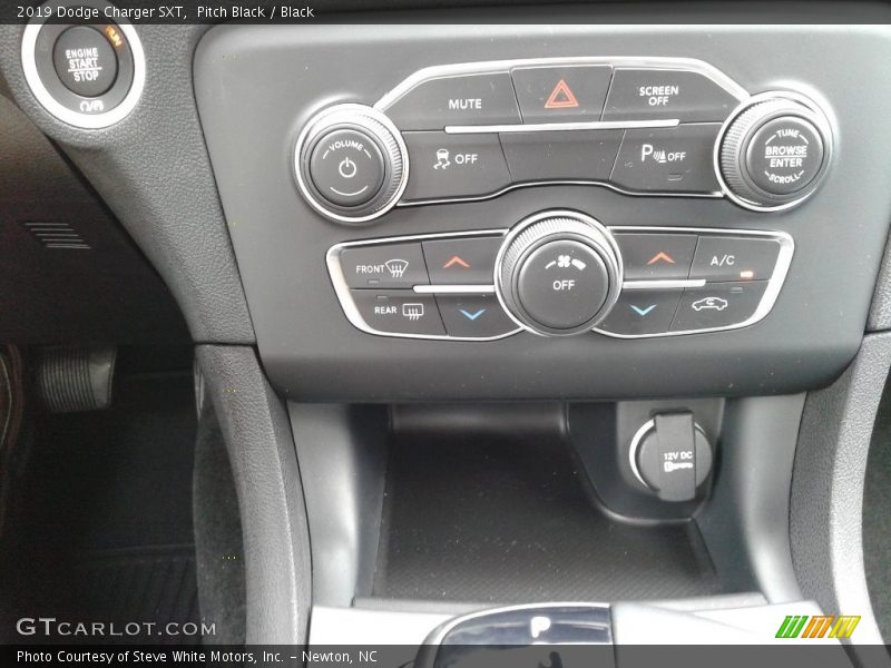 Pitch Black / Black 2019 Dodge Charger SXT