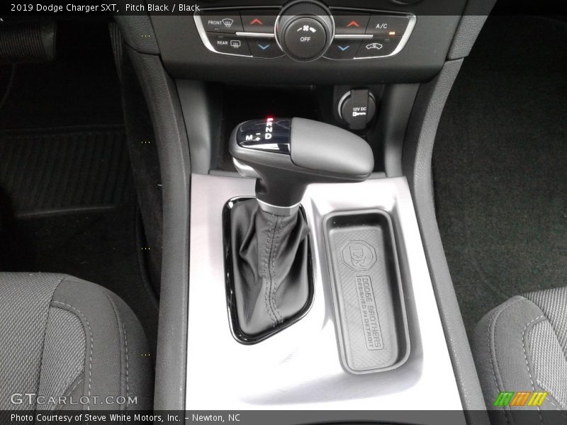 Pitch Black / Black 2019 Dodge Charger SXT