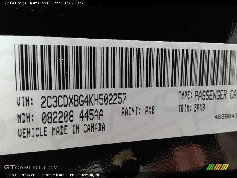 Pitch Black / Black 2019 Dodge Charger SXT