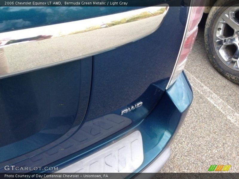 Bermuda Green Metallic / Light Gray 2006 Chevrolet Equinox LT AWD