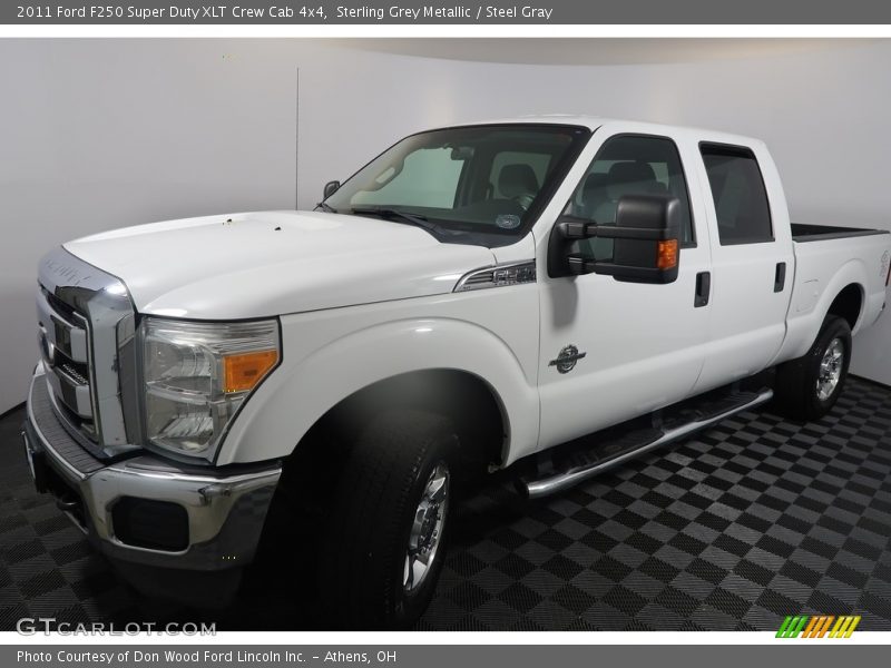 Sterling Grey Metallic / Steel Gray 2011 Ford F250 Super Duty XLT Crew Cab 4x4