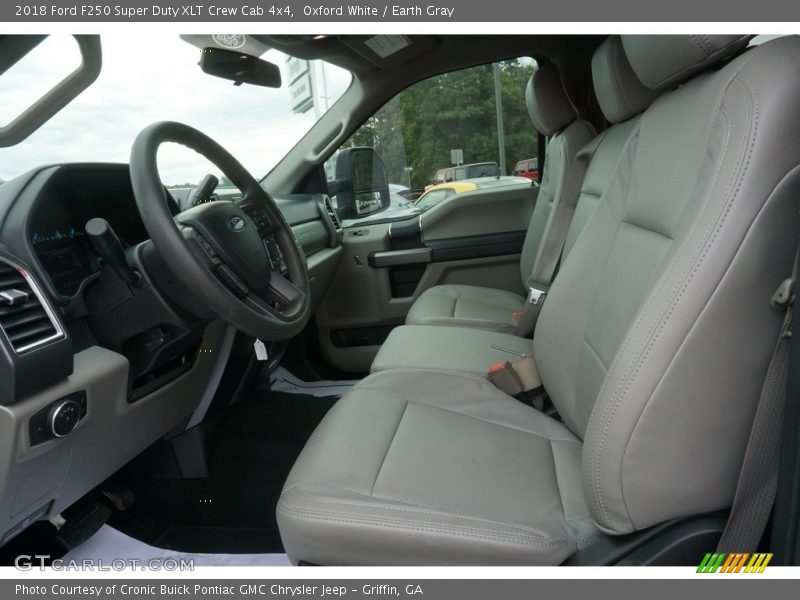 Oxford White / Earth Gray 2018 Ford F250 Super Duty XLT Crew Cab 4x4
