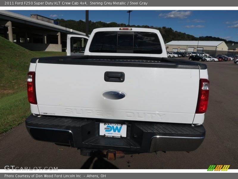 Sterling Grey Metallic / Steel Gray 2011 Ford F250 Super Duty XLT Crew Cab 4x4