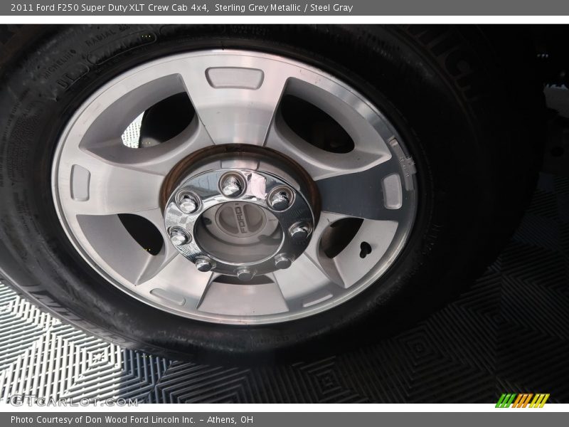 Sterling Grey Metallic / Steel Gray 2011 Ford F250 Super Duty XLT Crew Cab 4x4