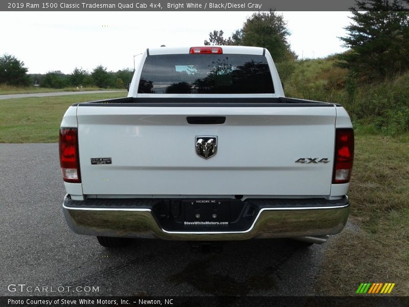 Bright White / Black/Diesel Gray 2019 Ram 1500 Classic Tradesman Quad Cab 4x4