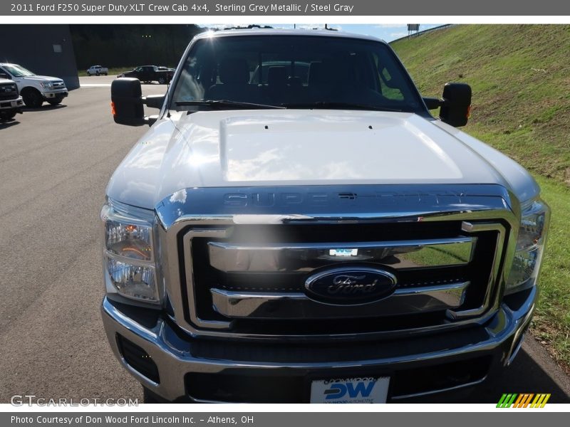 Sterling Grey Metallic / Steel Gray 2011 Ford F250 Super Duty XLT Crew Cab 4x4