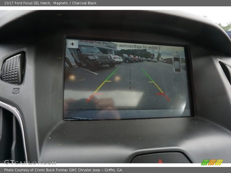 Magnetic / Charcoal Black 2017 Ford Focus SEL Hatch