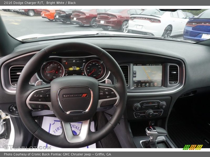 Bright White / Black 2016 Dodge Charger R/T