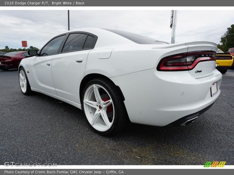Bright White / Black 2016 Dodge Charger R/T