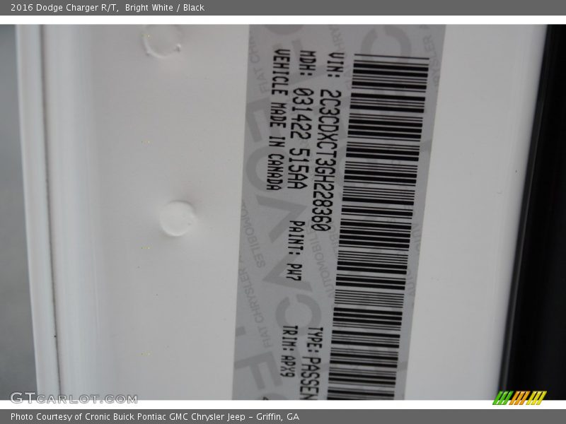 Bright White / Black 2016 Dodge Charger R/T