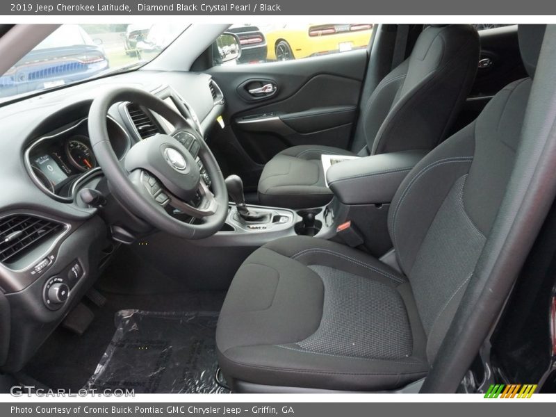Diamond Black Crystal Pearl / Black 2019 Jeep Cherokee Latitude