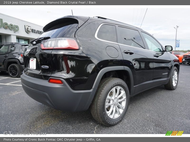 Diamond Black Crystal Pearl / Black 2019 Jeep Cherokee Latitude