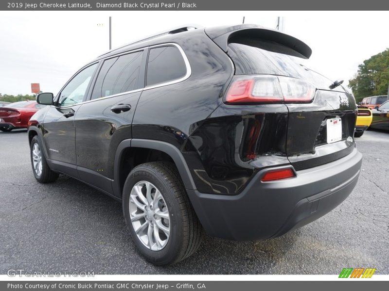 Diamond Black Crystal Pearl / Black 2019 Jeep Cherokee Latitude