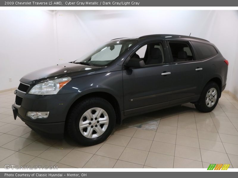 Cyber Gray Metallic / Dark Gray/Light Gray 2009 Chevrolet Traverse LS AWD