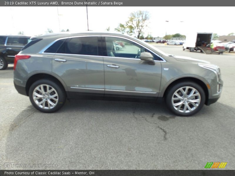 Bronze Dune Metallic / Sahara Beige 2019 Cadillac XT5 Luxury AWD
