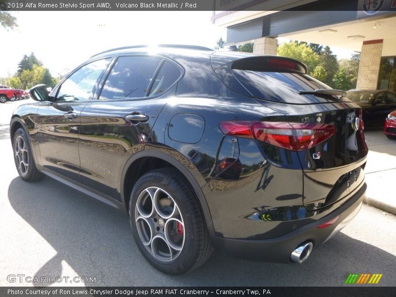 Volcano Black Metallic / Red 2019 Alfa Romeo Stelvio Sport AWD