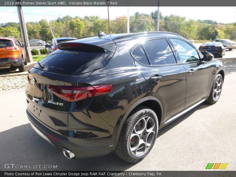 Volcano Black Metallic / Red 2019 Alfa Romeo Stelvio Sport AWD