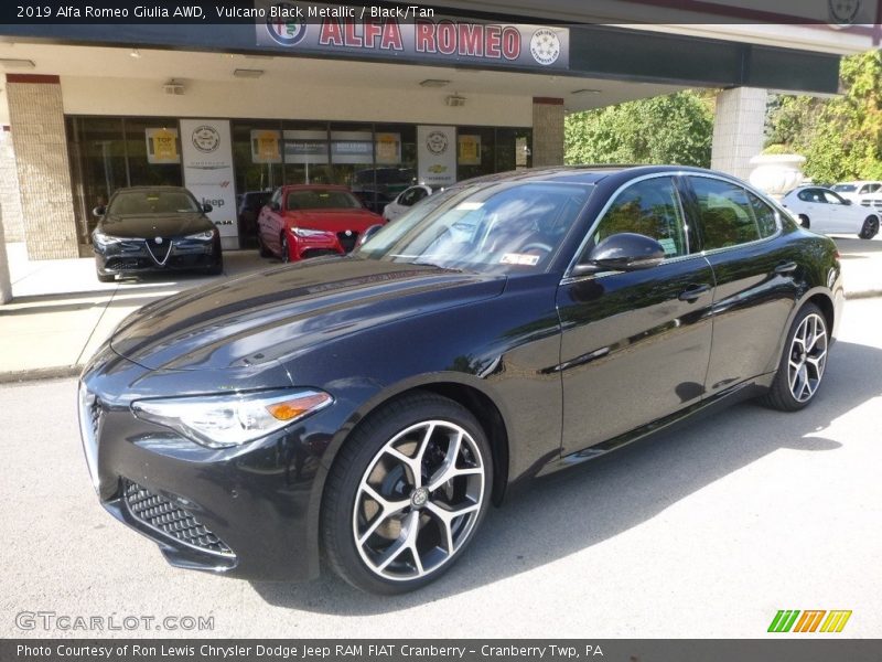Vulcano Black Metallic / Black/Tan 2019 Alfa Romeo Giulia AWD