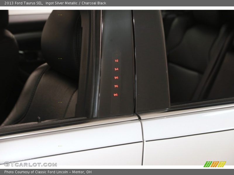 Ingot Silver Metallic / Charcoal Black 2013 Ford Taurus SEL