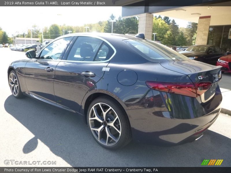 Lipari Gray Metallic / Black 2019 Alfa Romeo Giulia Ti AWD