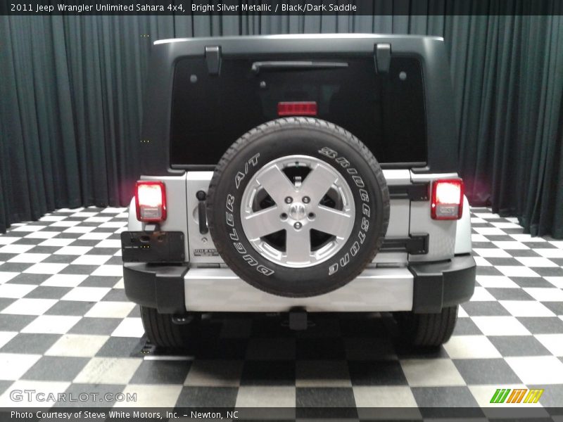 Bright Silver Metallic / Black/Dark Saddle 2011 Jeep Wrangler Unlimited Sahara 4x4