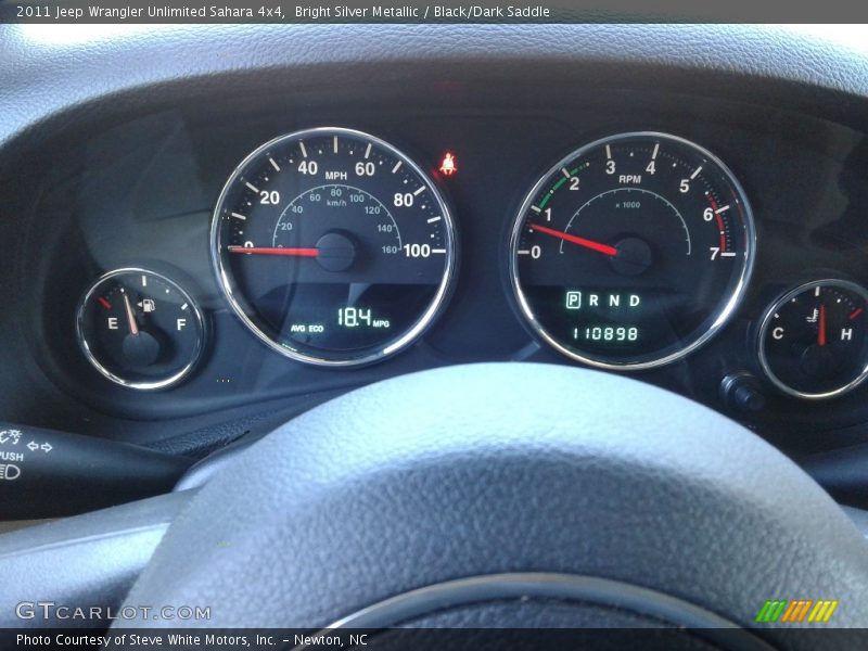 Bright Silver Metallic / Black/Dark Saddle 2011 Jeep Wrangler Unlimited Sahara 4x4