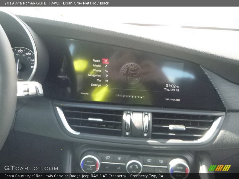 Lipari Gray Metallic / Black 2019 Alfa Romeo Giulia Ti AWD