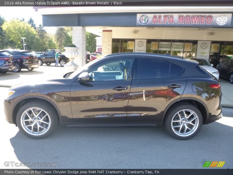 Basalto Brown Metallic / Black 2019 Alfa Romeo Stelvio Ti Sport AWD