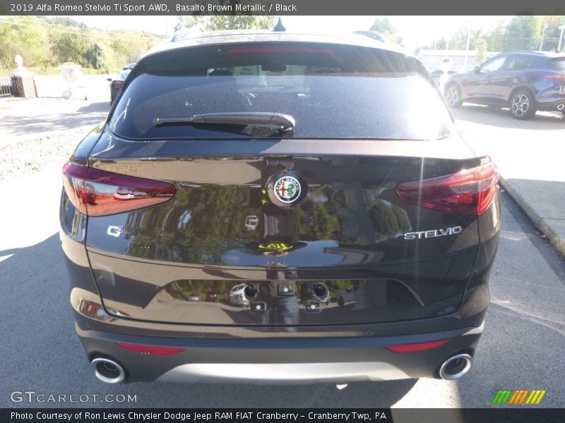 Basalto Brown Metallic / Black 2019 Alfa Romeo Stelvio Ti Sport AWD