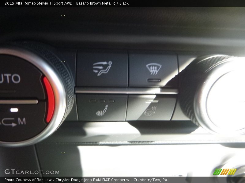 Basalto Brown Metallic / Black 2019 Alfa Romeo Stelvio Ti Sport AWD