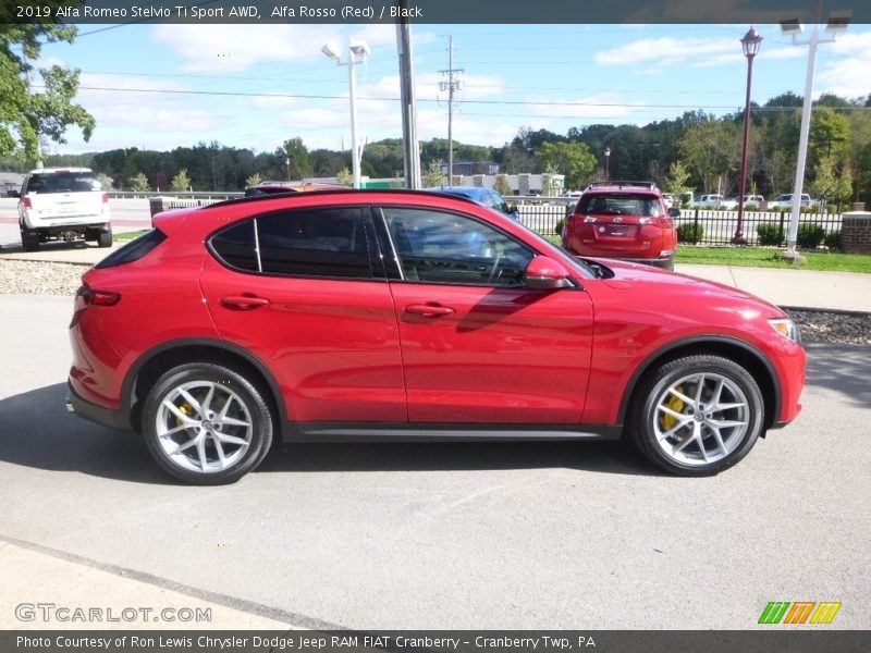  2019 Stelvio Ti Sport AWD Alfa Rosso (Red)
