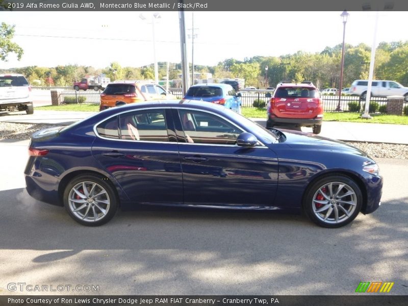 Montecarlo Blue Metallic / Black/Red 2019 Alfa Romeo Giulia AWD