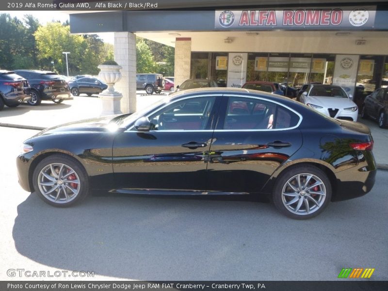 Alfa Black / Black/Red 2019 Alfa Romeo Giulia AWD