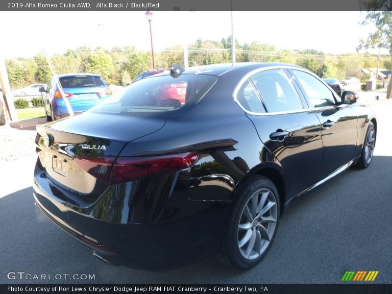 Alfa Black / Black/Red 2019 Alfa Romeo Giulia AWD