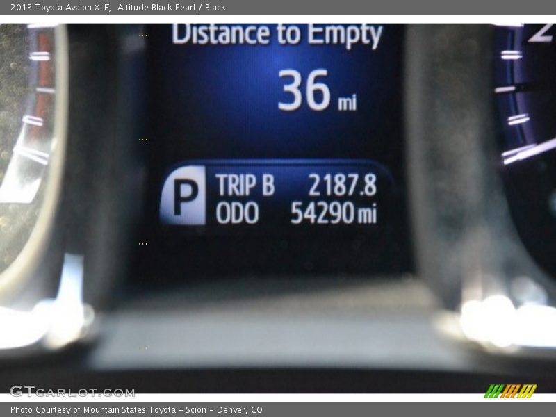 Attitude Black Pearl / Black 2013 Toyota Avalon XLE