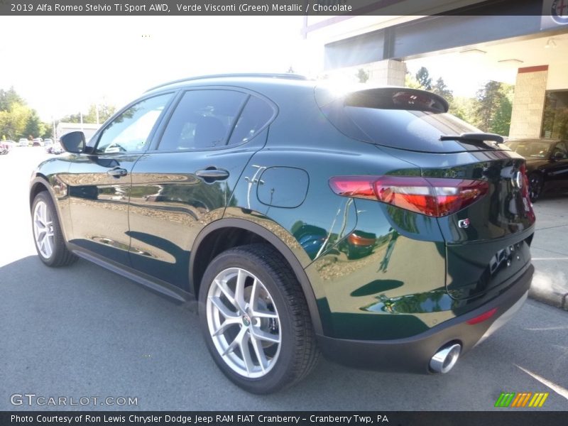 Verde Visconti (Green) Metallic / Chocolate 2019 Alfa Romeo Stelvio Ti Sport AWD