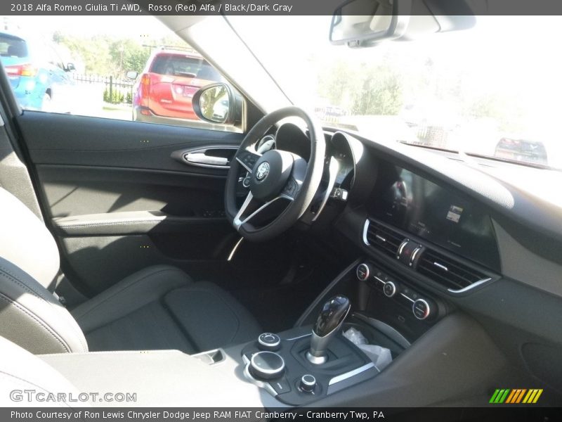 Rosso (Red) Alfa / Black/Dark Gray 2018 Alfa Romeo Giulia Ti AWD