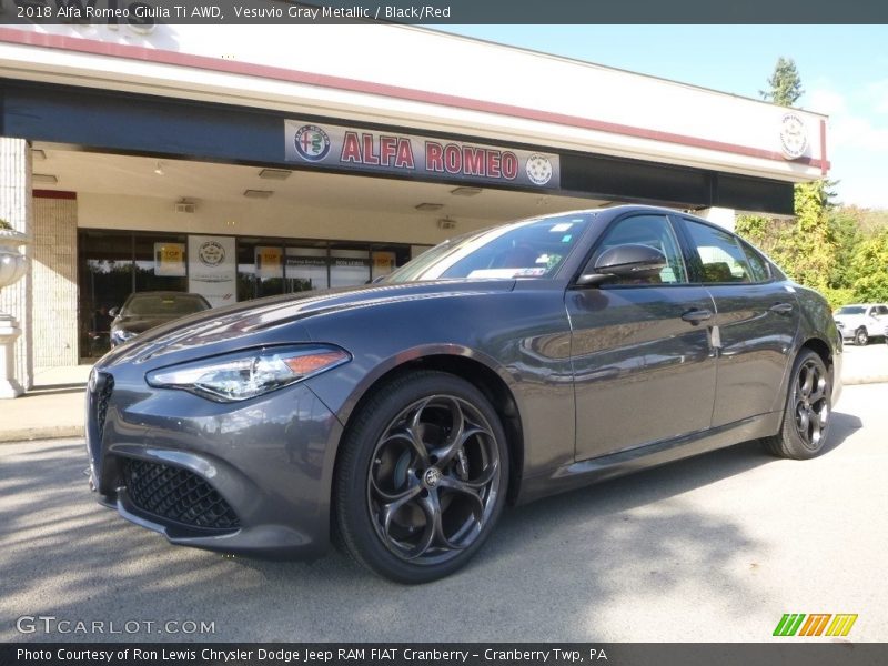 Vesuvio Gray Metallic / Black/Red 2018 Alfa Romeo Giulia Ti AWD