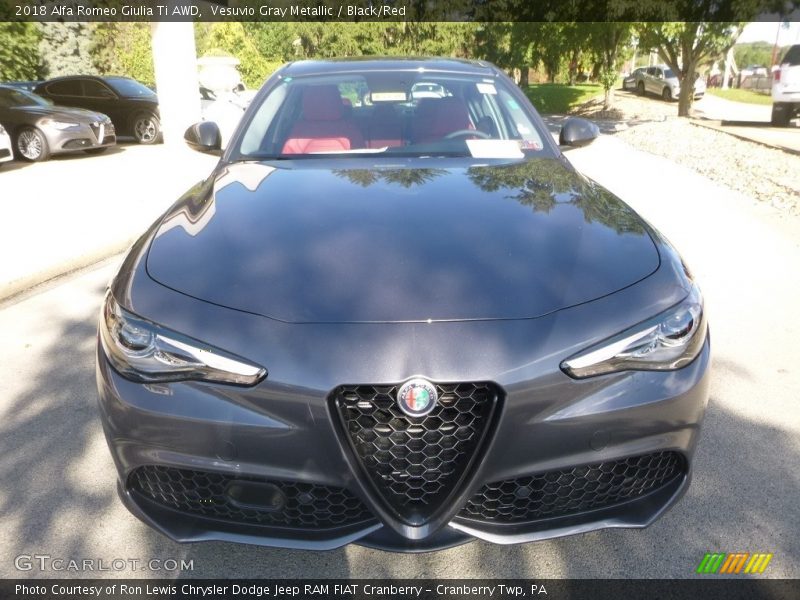 Vesuvio Gray Metallic / Black/Red 2018 Alfa Romeo Giulia Ti AWD