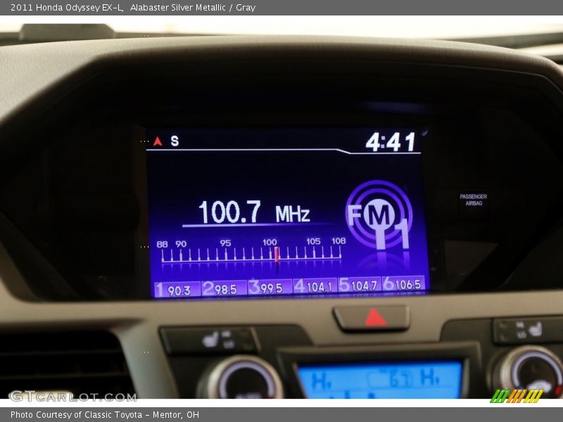 Alabaster Silver Metallic / Gray 2011 Honda Odyssey EX-L